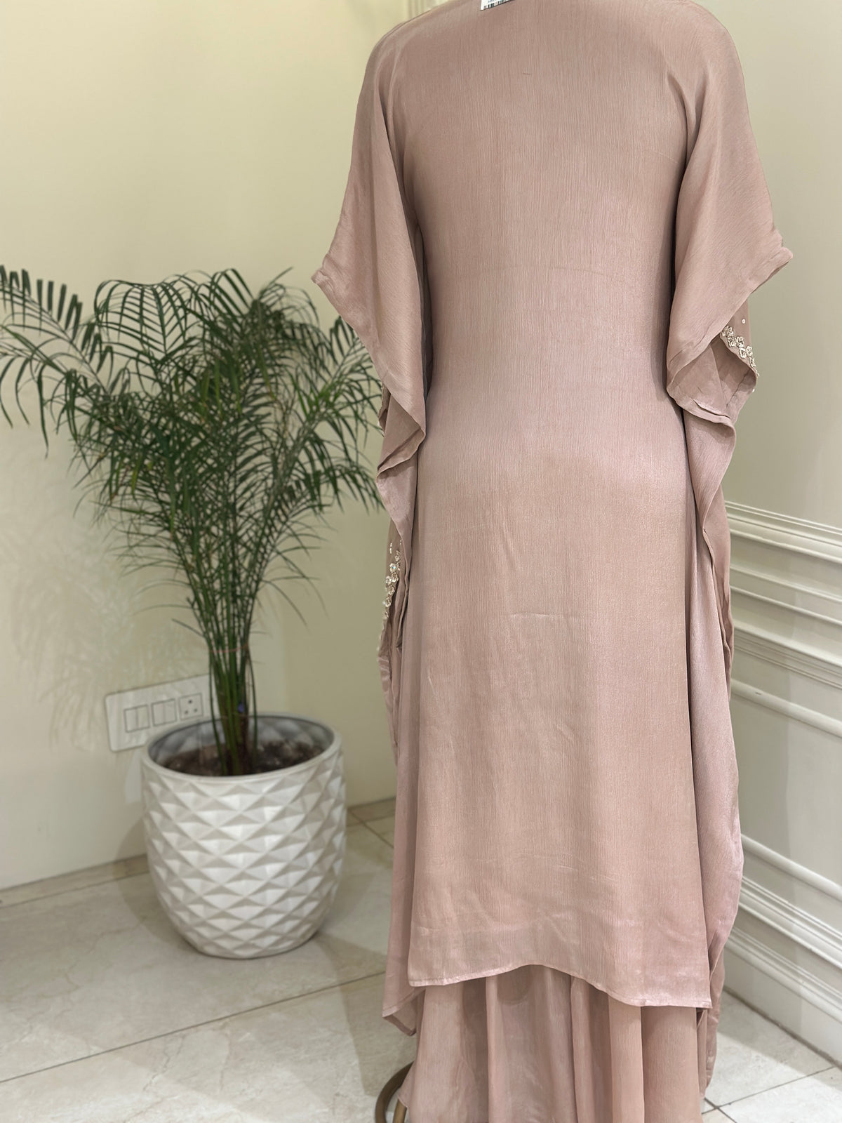Noor-e-Afreen Chinon Kaftan Set ✨