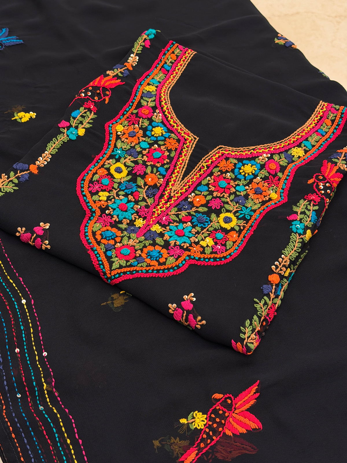 SIYAH KANTHA