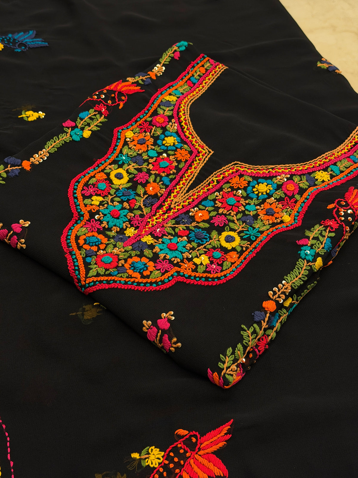 SIYAH KANTHA