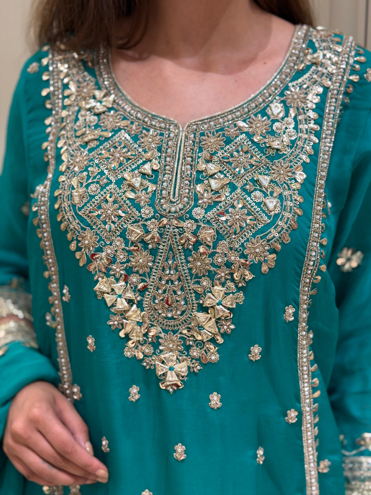 Noor-e-Sahar Organza Shalwar Set