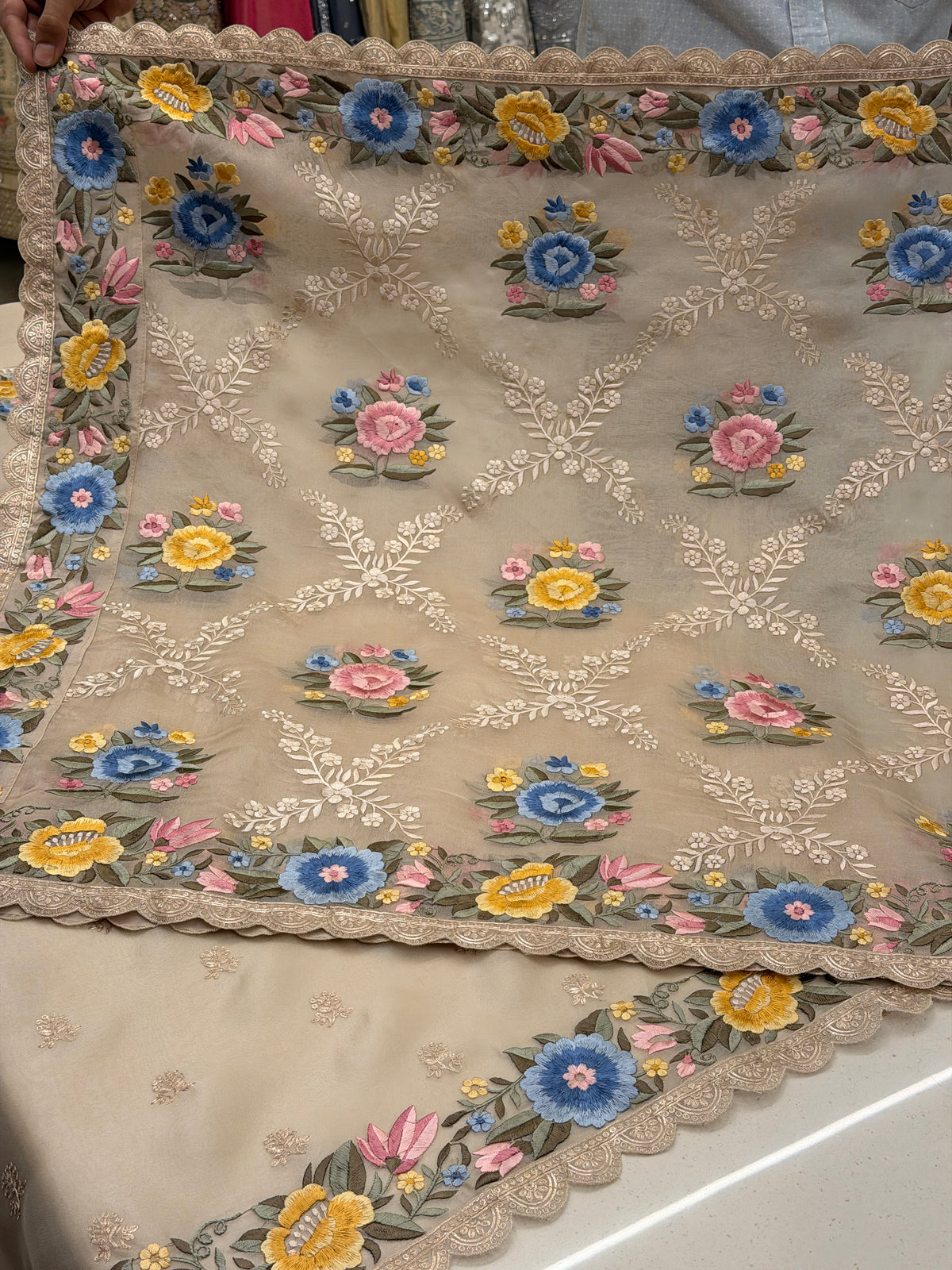 Mushq Floral Elegance Luxury Formal