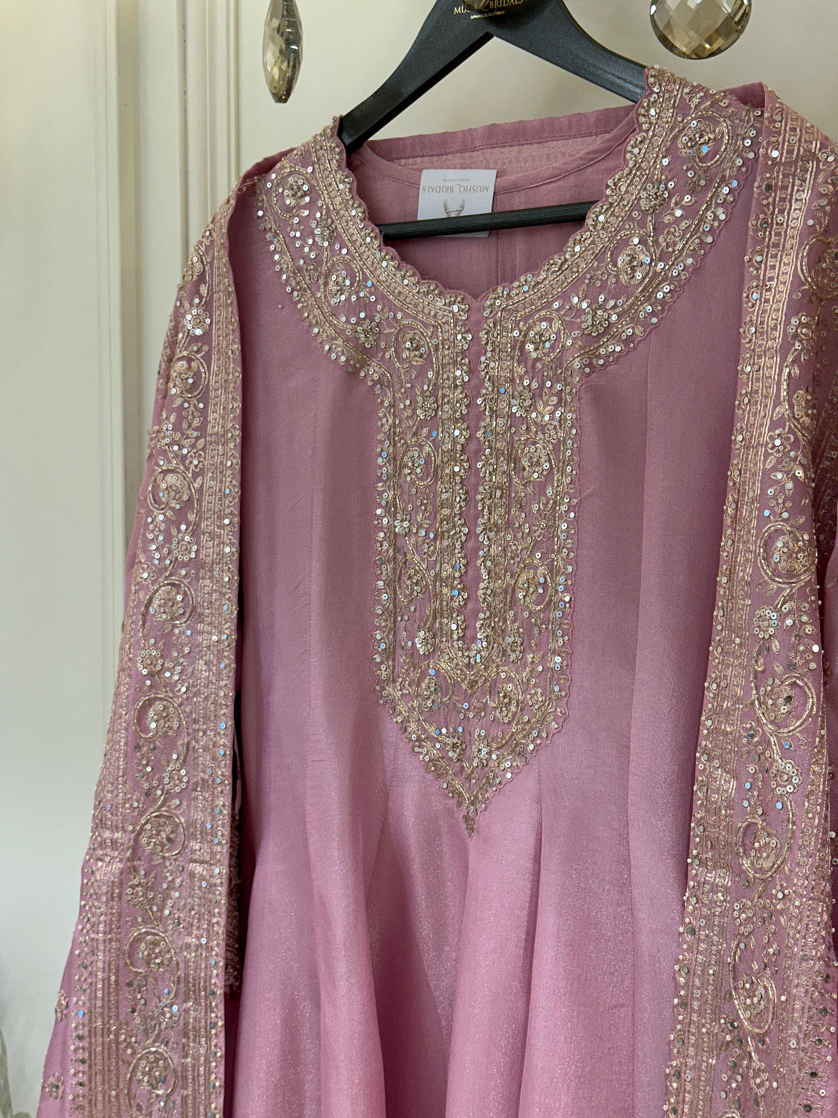 Noor-e-Gulrukh Tissue Silk Anarkali Set
