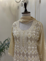 Noor-e-Zehra Gharara Set