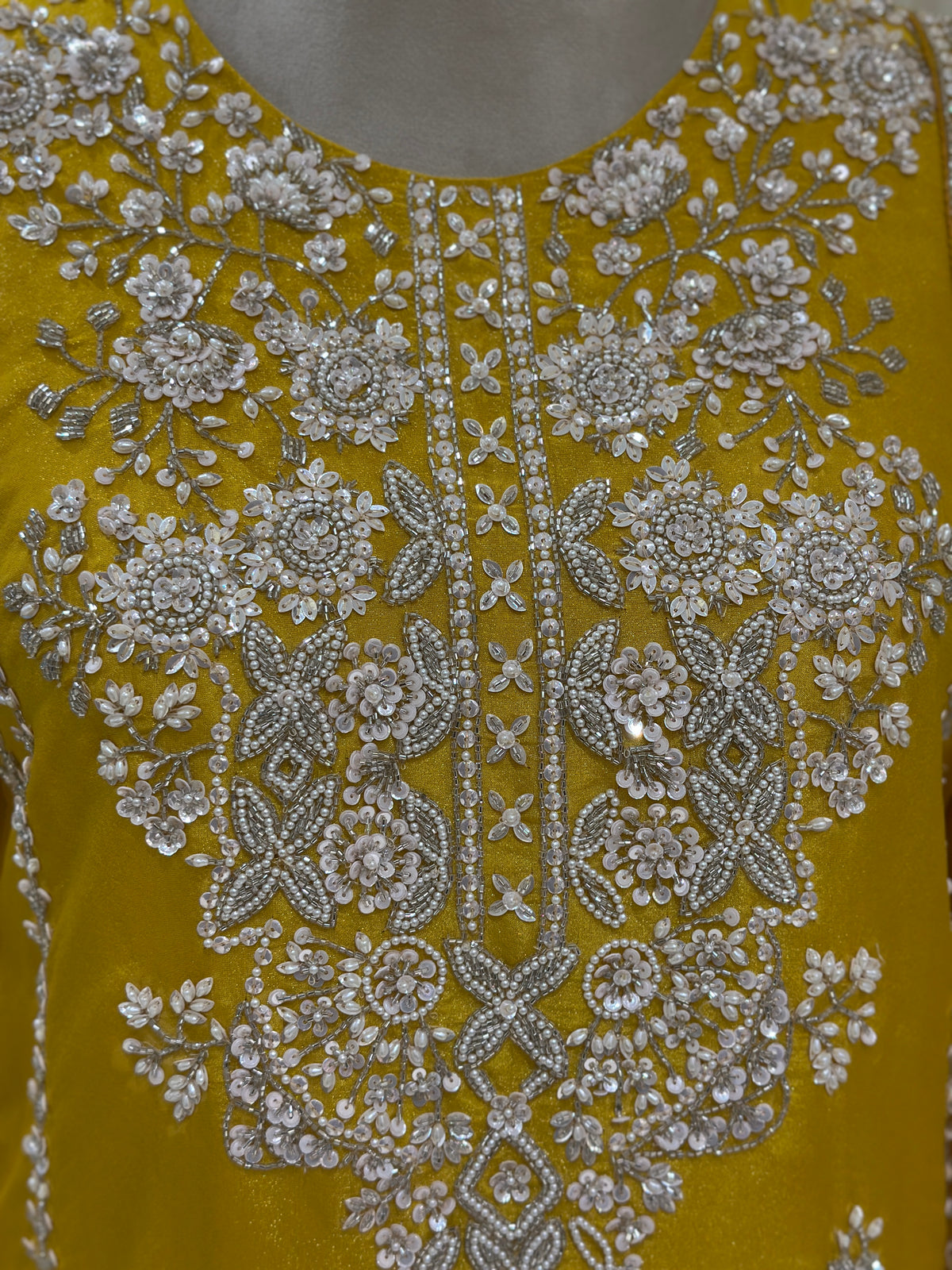 Noor-e-Zarqaa Sharara Set