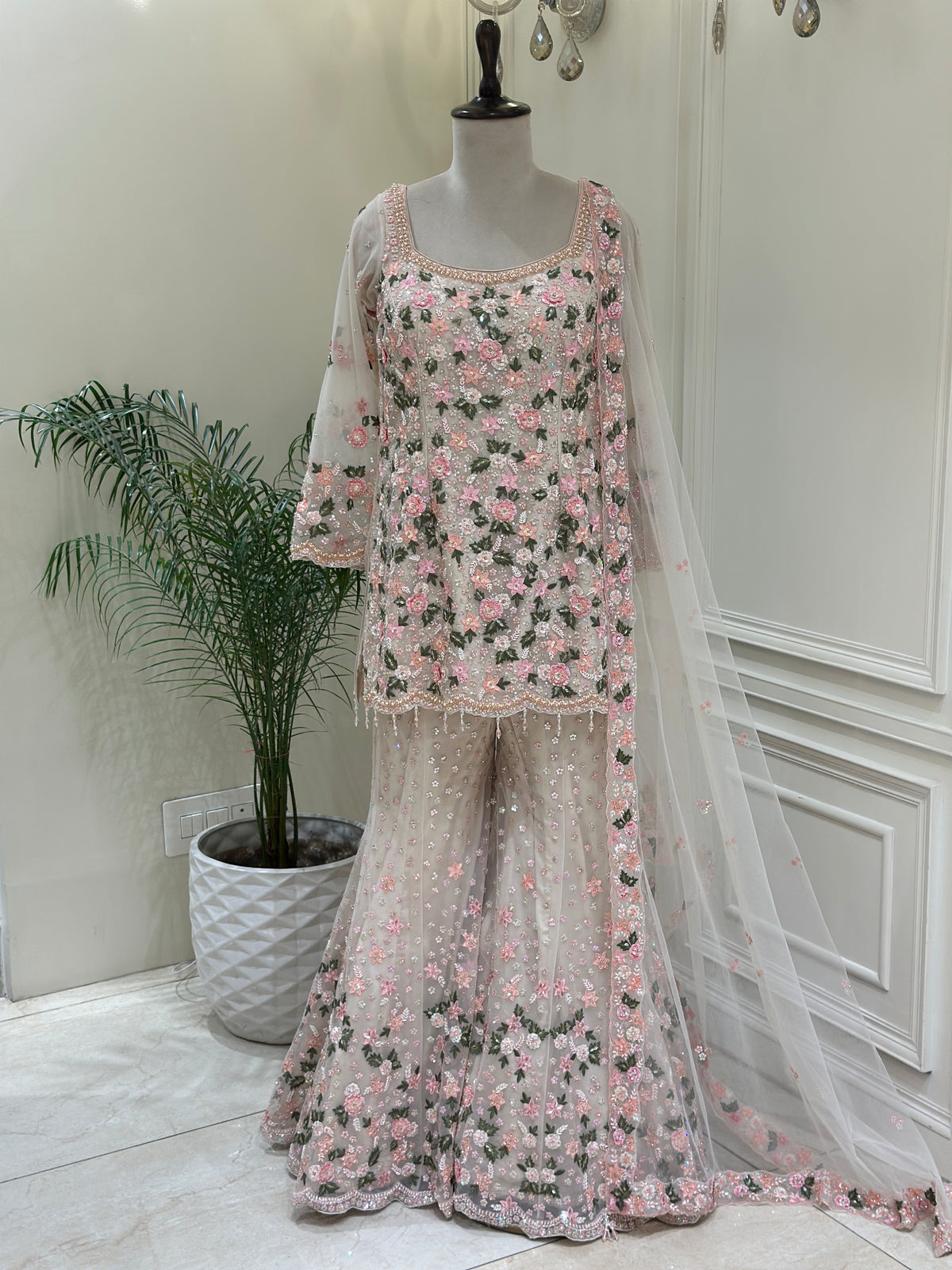 Noor-e-Gulrukh Net Sharara Set