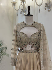 Noor-e-Zumurrud Luxury Bridal Lehenga Set