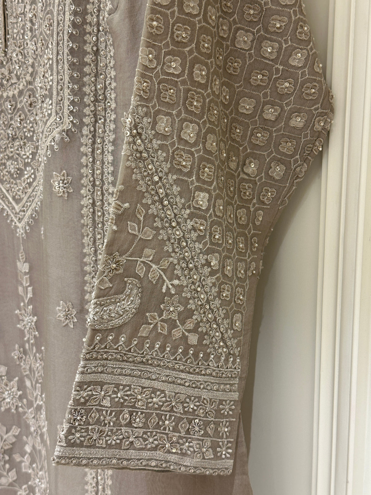 Noor-e-Safiya Organza Luxury Suit Set