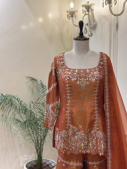 Mehr-e-Zar Tissue Gharara Set
