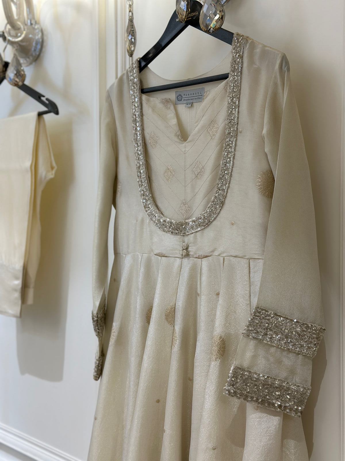 Noor-e-Zar Tissue Anarkali Ensemble
