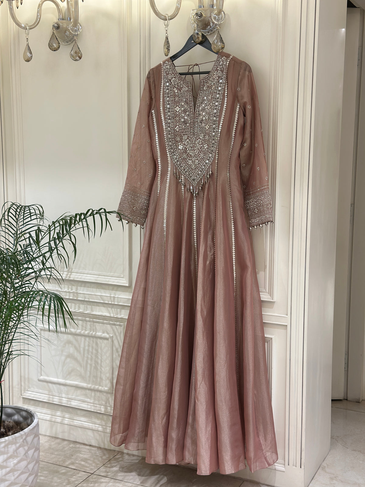 Noor-e-Zareen Tissue Anarkali