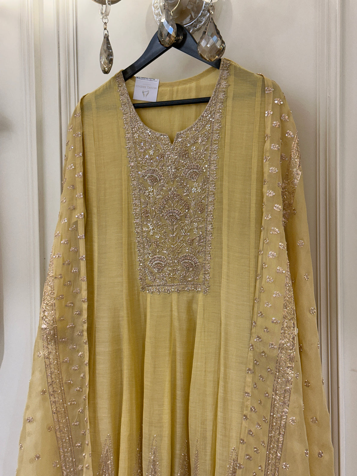 Noor-e-Mull Luxury Suit Set