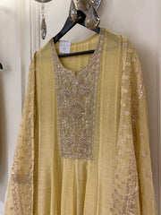 Noor-e-Mull Luxury Suit Set