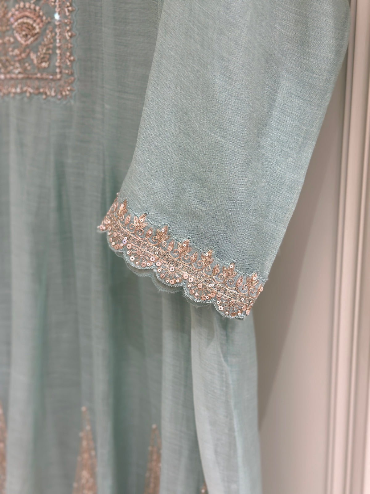 Noor-e-Mull Luxury Suit Set