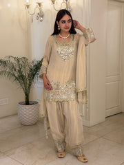 Noor-e-Aaina Farshi Shalwar Set