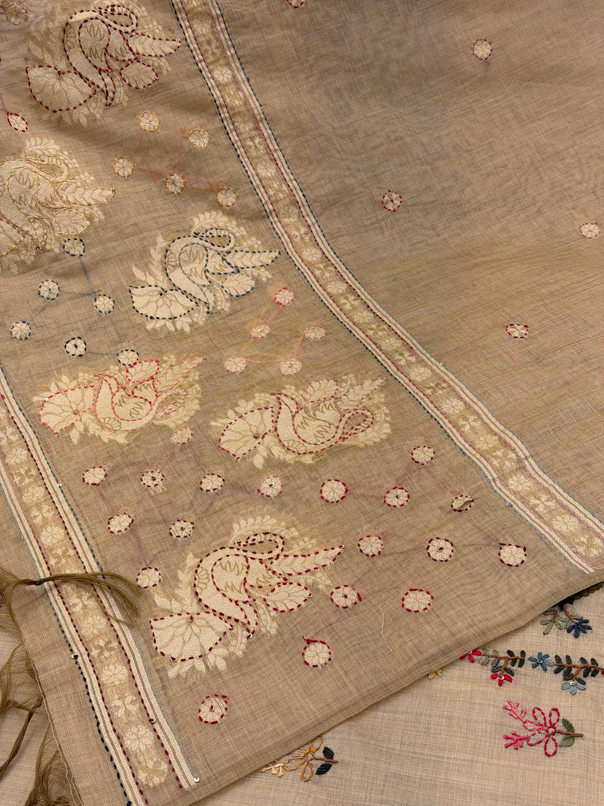 Mehr-e-Gul – Jamdani Kantha Work Suit