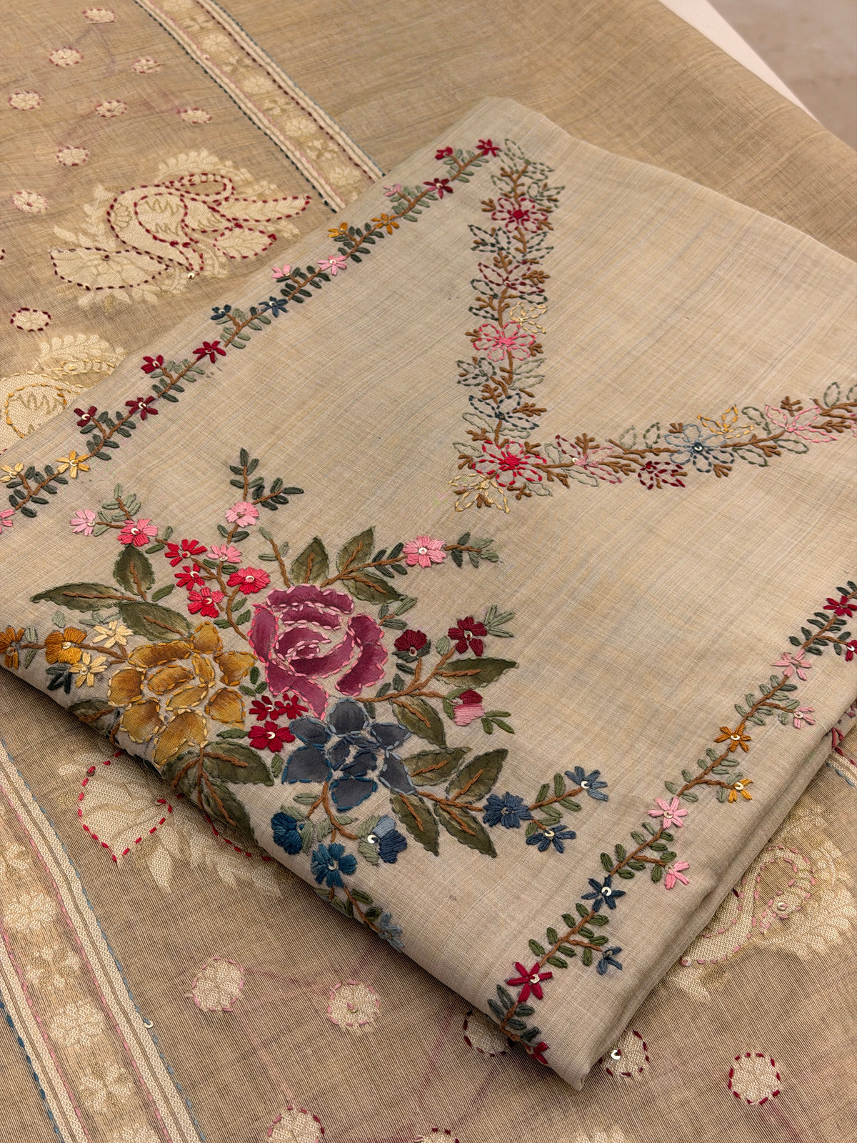 Mehr-e-Gul – Jamdani Kantha Work Suit