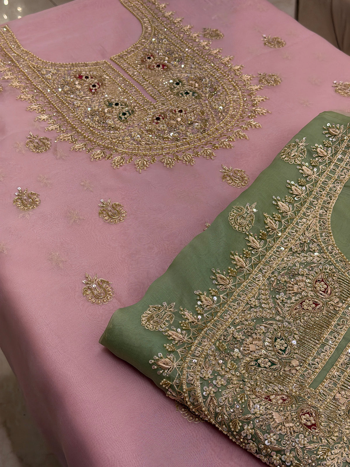 Zar-e-Noor Pure Organza Silk Ensemble