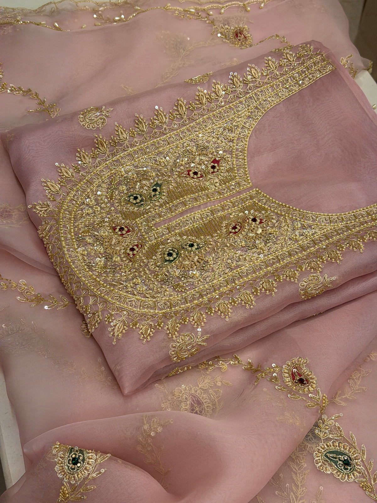 Zar-e-Noor Pure Organza Silk Ensemble