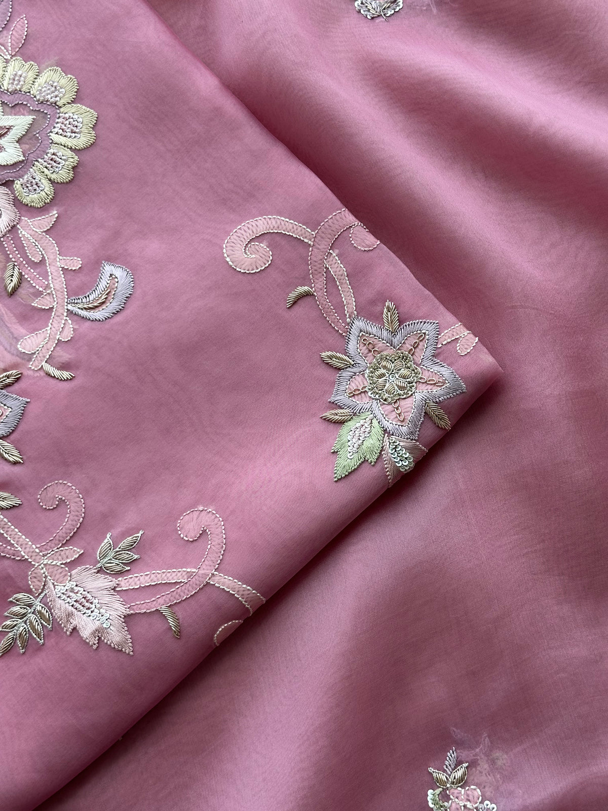 Noor Blossom Luxury Suit