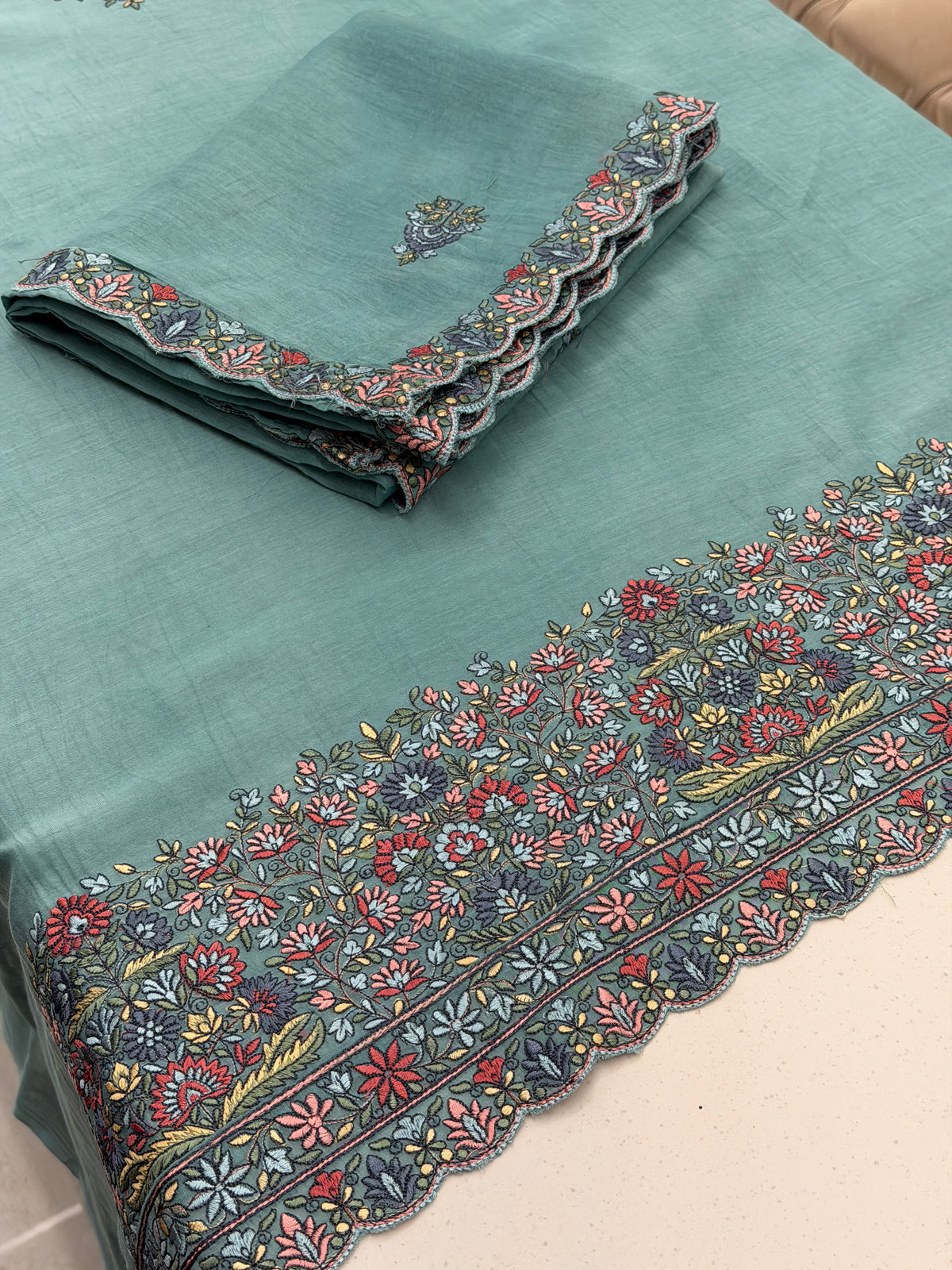 Gul-e-Rang Luxury Mull Formal Suit Set