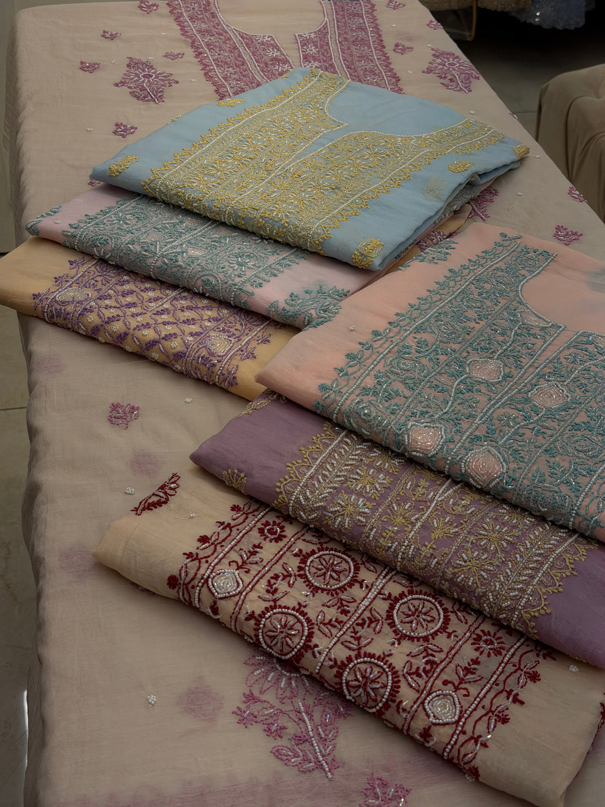 Meher-e-Mushq Pure Mull Chikankari Suit