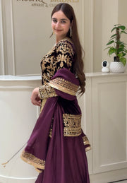 Noor-e-Sultan Velvet Sharara Set with Potli