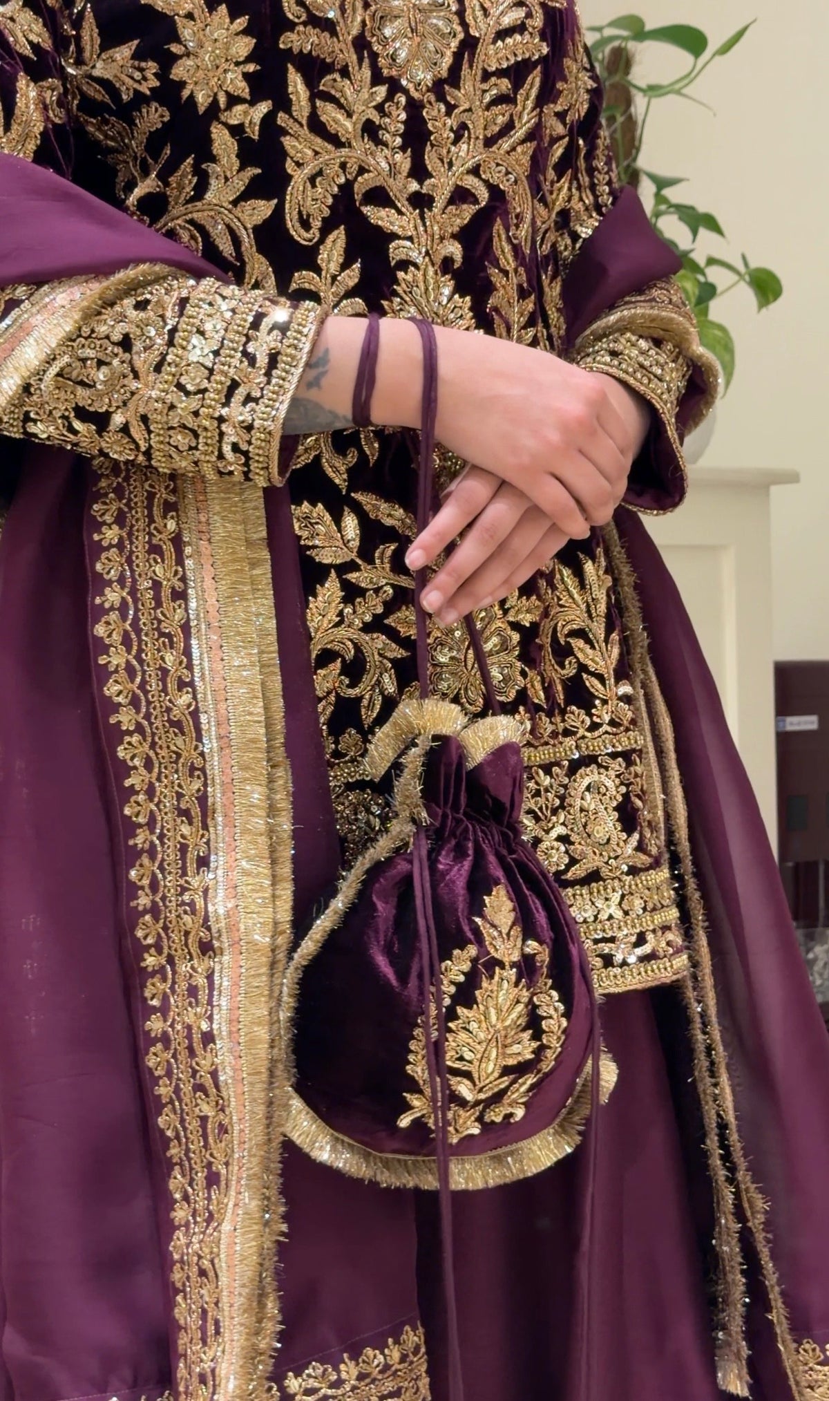 Noor-e-Sultan Velvet Sharara Set with Potli