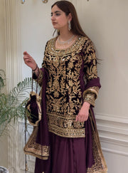 Noor-e-Sultan Velvet Sharara Set with Potli