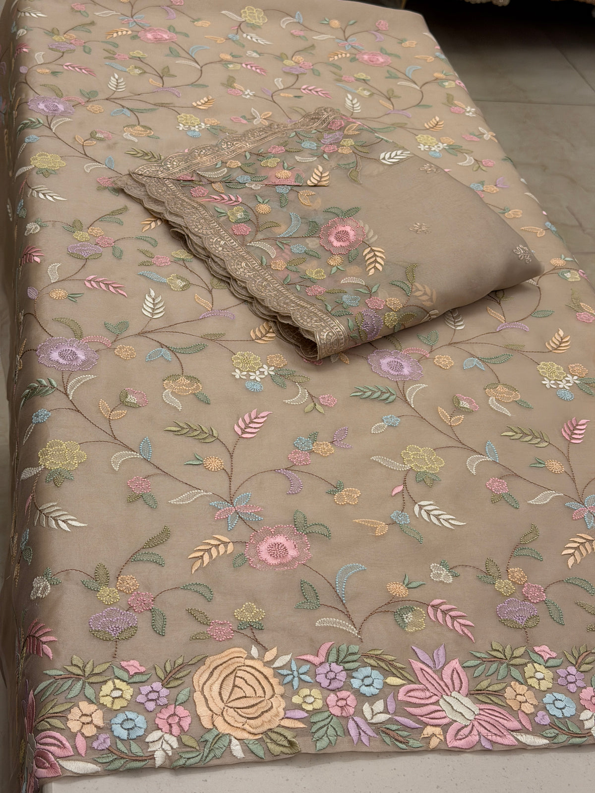 Rosé Meadow – Multicolour Floral Embroidered Suit