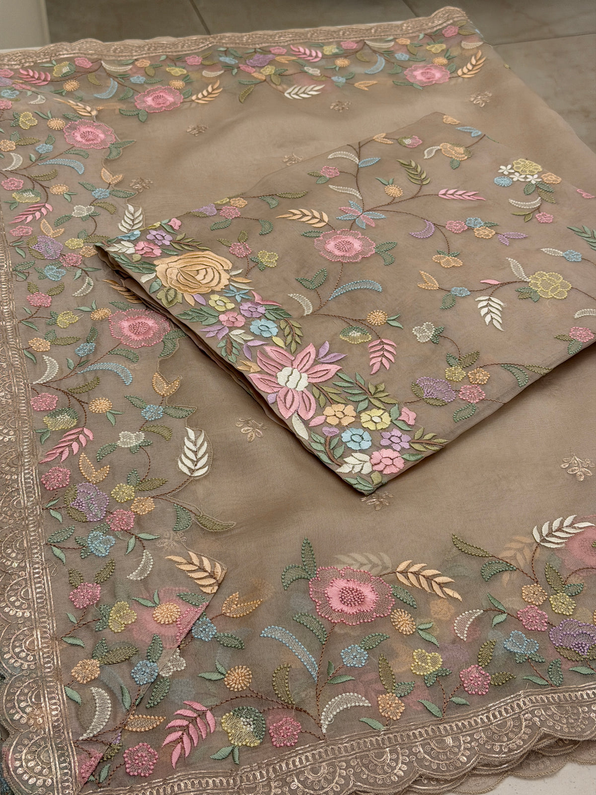 Rosé Meadow – Multicolour Floral Embroidered Suit