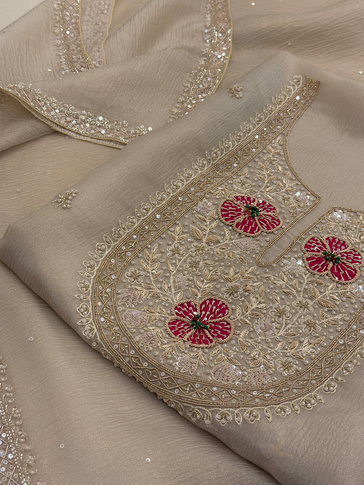 Noor-e-Gul – Luxury Crush Tissue Suit