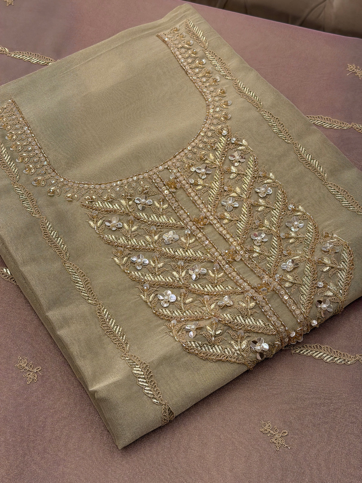 ZAREEN TISSUE LUXE
