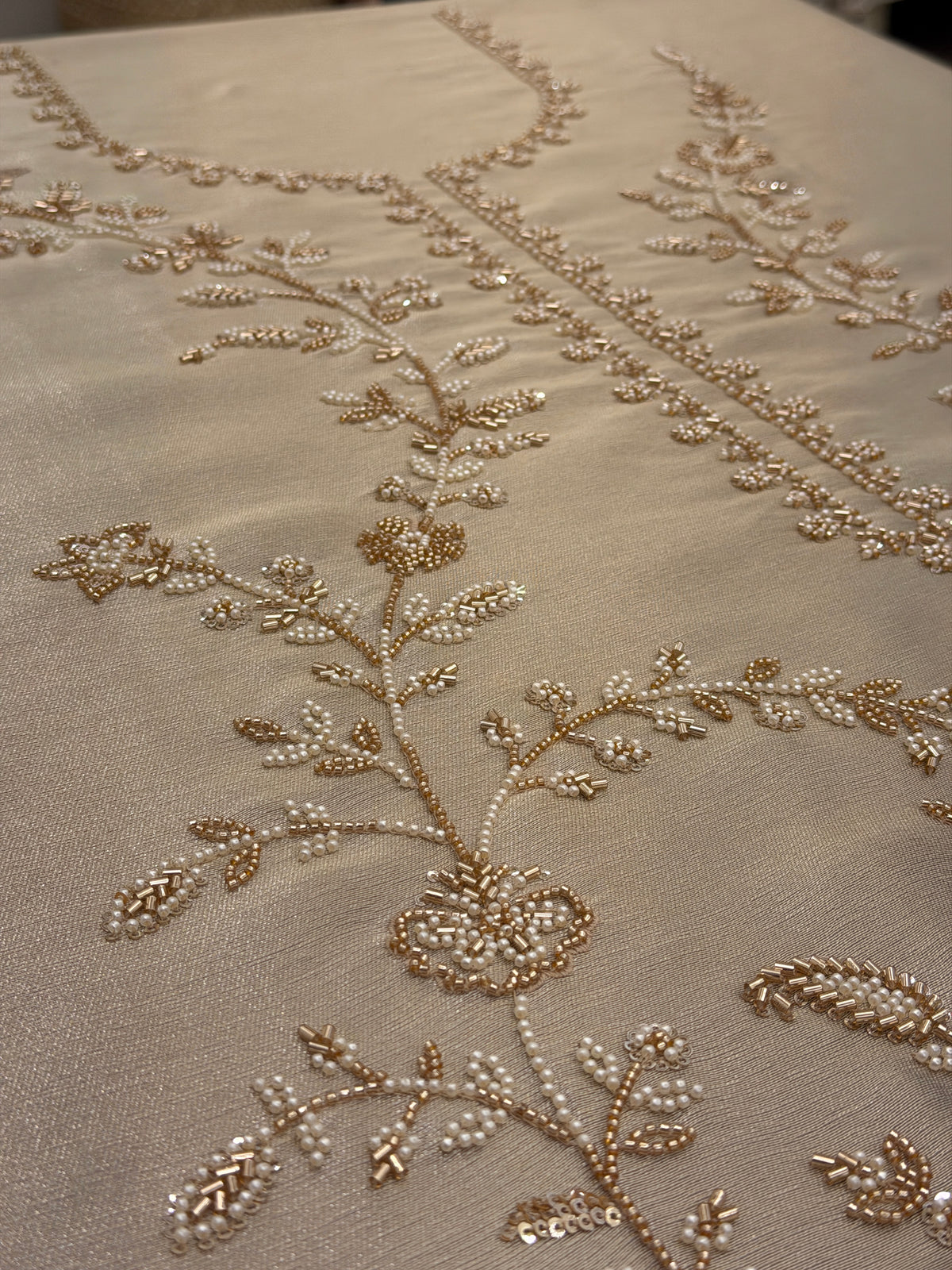 NOOR LUXURY TISSUE SUIT