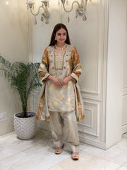 Noor-e-Raahat A-Line Suit Set