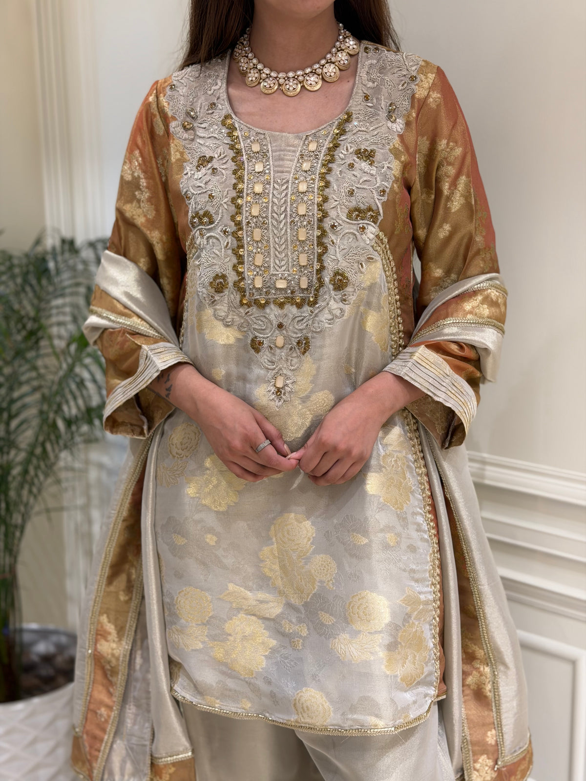 Noor-e-Raahat A-Line Suit Set