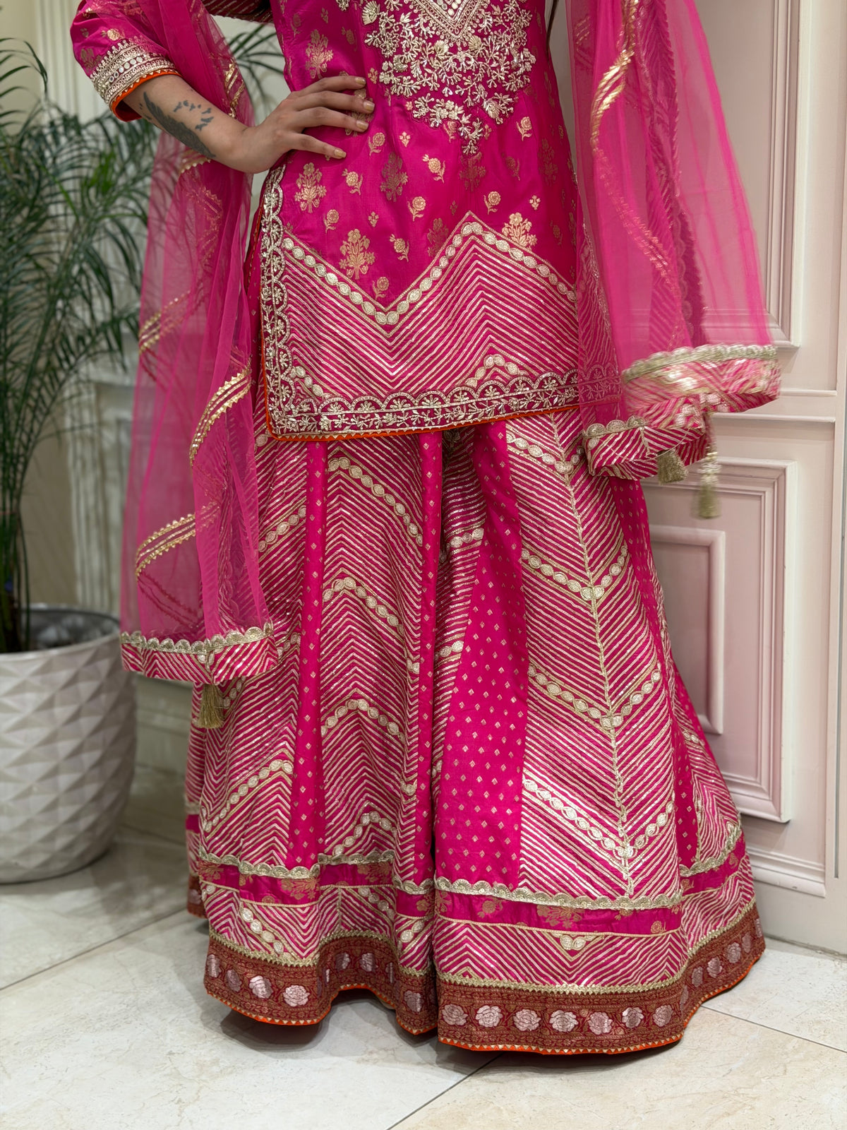 Noor-e-Rangrez Sharara Set